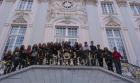 Das Rathaus Der Stadt Bonn, Wo Auf Dieser Treppe Viele Staatsoberhupter Standen Als Bonn Noch Bundeshauptstadt War, Da Stehen Wir!