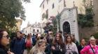 Vrbnik - Starinski Gradi Mediteranskog Tipa, Kuice Stisnute Kao U Grozdu, S Uskim Ulicama.