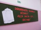 Pozdravna Poruka Svim Gostima Na Panou U Hodniku.