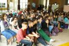 Publika 7. I 8. Razreda Napeto Gleda...