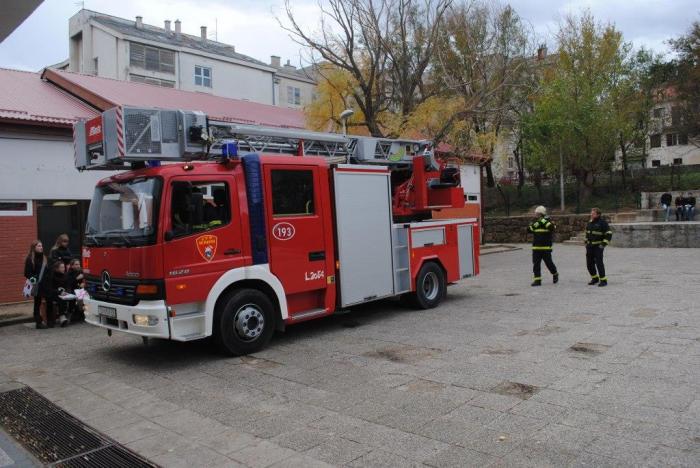 http://os-domovinske-zahvalnosti-kn.skole.hr/upload/os-domovinske-zahvalnosti-kn/album/76/large_img_63520.jpg
