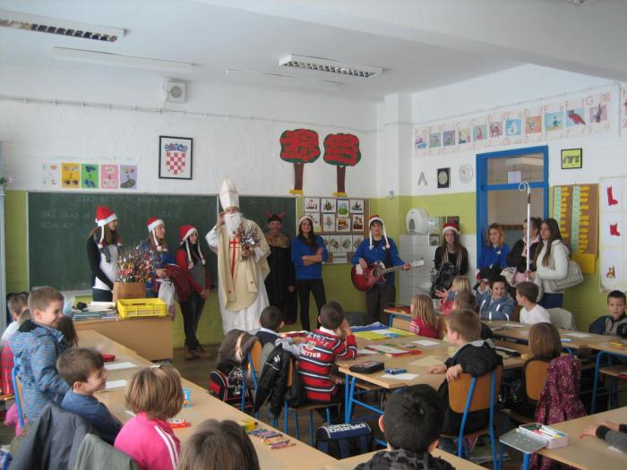 http://os-domovinske-zahvalnosti-kn.skole.hr/upload/os-domovinske-zahvalnosti-kn/album/80/large_img_26679.jpg