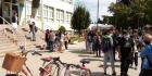 U#U010denici Ispred #U0161kole (2)