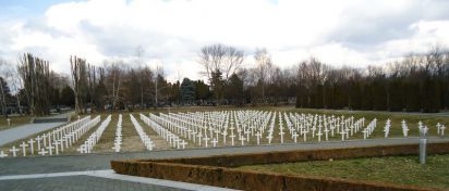 Memorijalno groblje 2