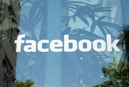 facebook0-w-556