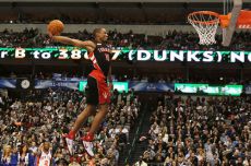 DeMar-DeRozan-Slam-Dunk-Contest
