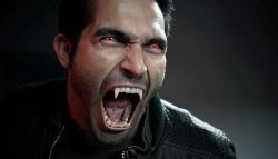 derek-on-teen-wolf 600x340