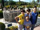IMG-Fef8c82b7bf1486c37bedb798614e337-V