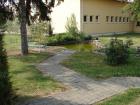 Jezerce I Klupa Za Odmor