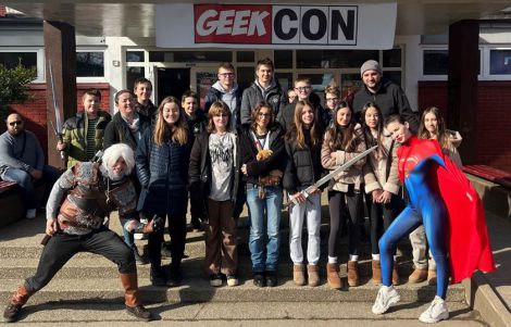 GEEK Con