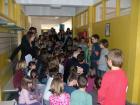 III. Postaja
ISUS PADA PRVI PUT POD KRIEM