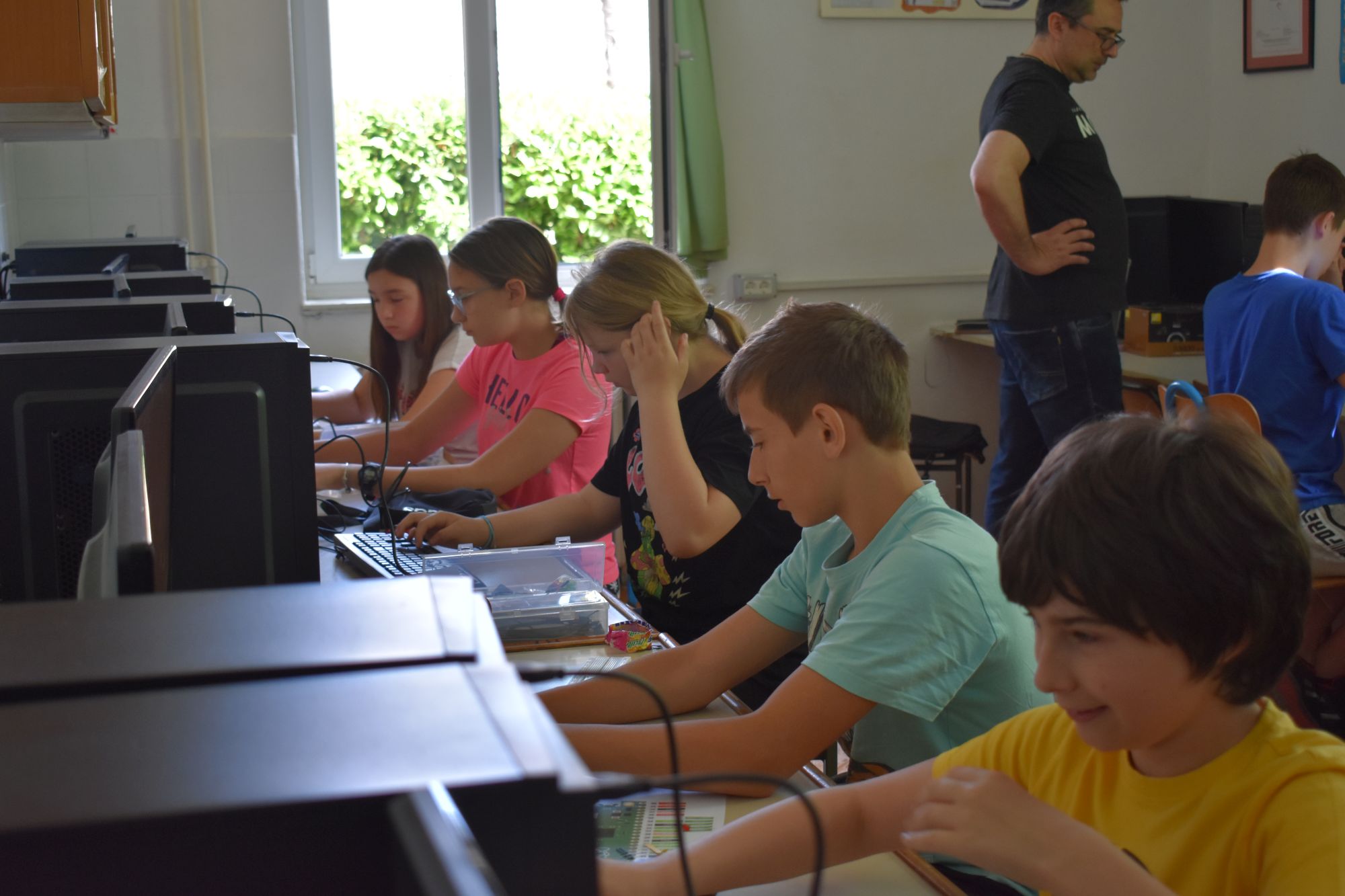 uenice programiraju
