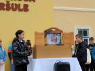 Slika (8)