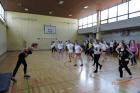 Tae Bo U kolskoj Dvorani
Trenerica: N. Boj I Uenici 7. I 8. Razreda