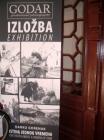 Uenici Sedmih I Osmih Razreda U Posjetu Izlobi Fotografija Darka Gorenaka O Domovinskom Ratu 