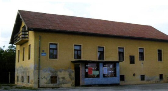 stara kolska zgrada