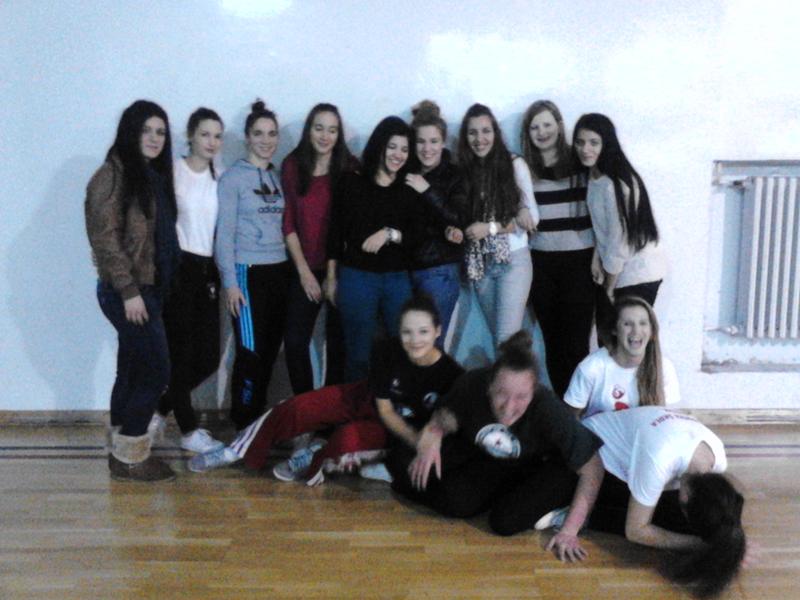 IV. B, pobjednice turnira u odbojci