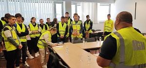 Uenici u laboratoriju IGH